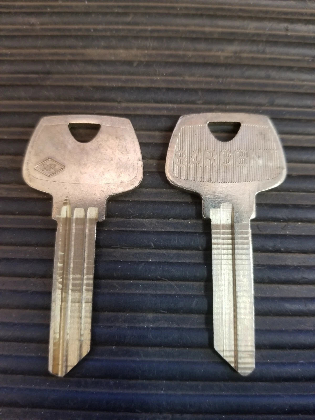 Key Blank 01007RM Type 6 Pin for Sargent RM Keyway