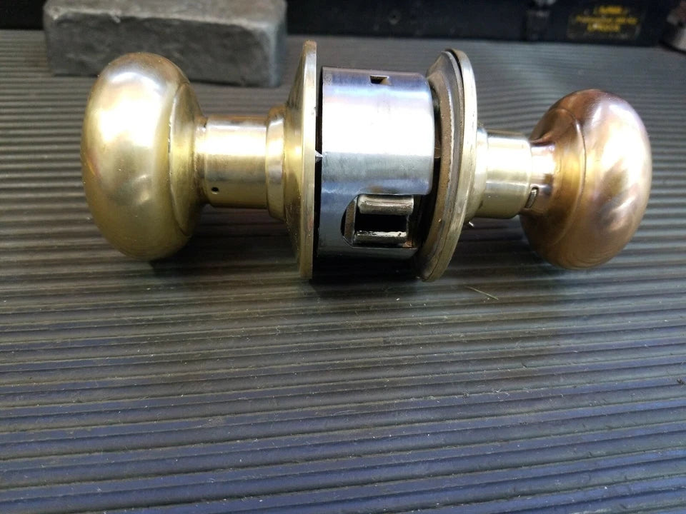 Old Style Schlage A Series Entry Knob 605 x 612 Finish