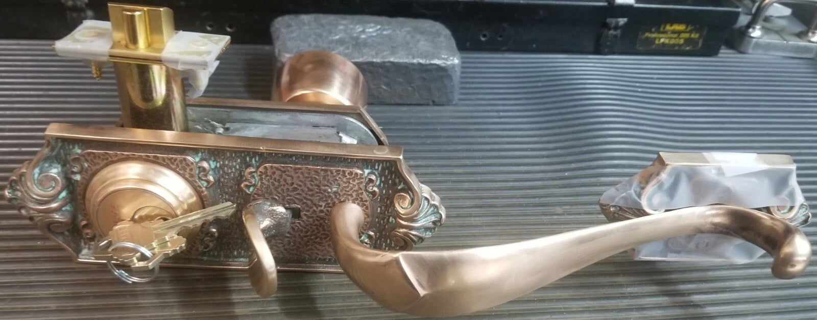 Schlage E Series Handleset 612 Parthenon Design With New Latch
