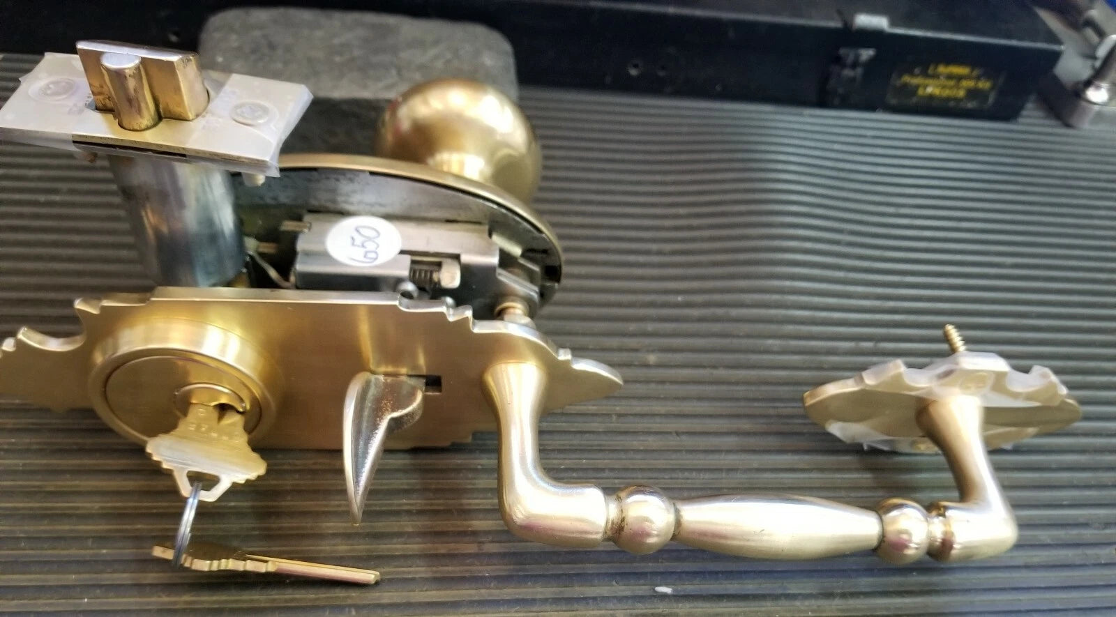 Schlage E Series handleset Dorchester Design 605