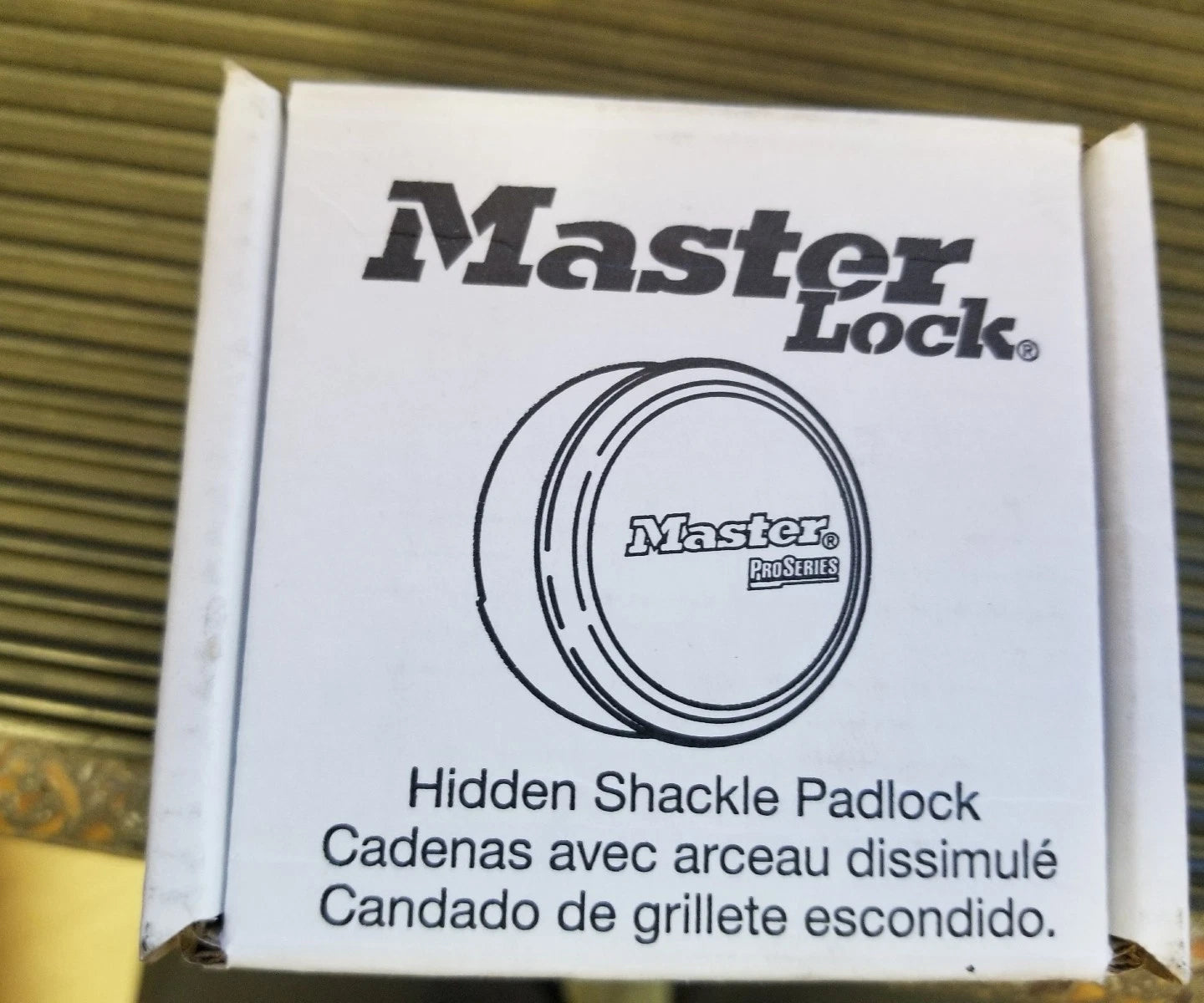 Master Lock  6270 Hockey Puck padlock High Security