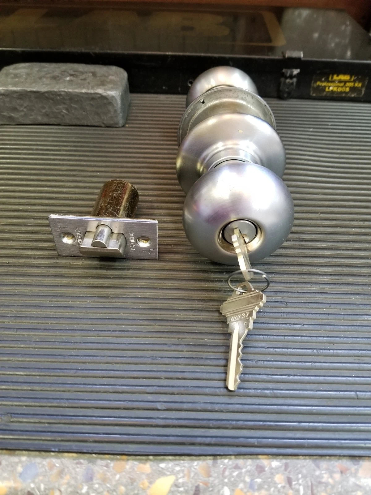 Schlage D Series storeroom knob 626 finish