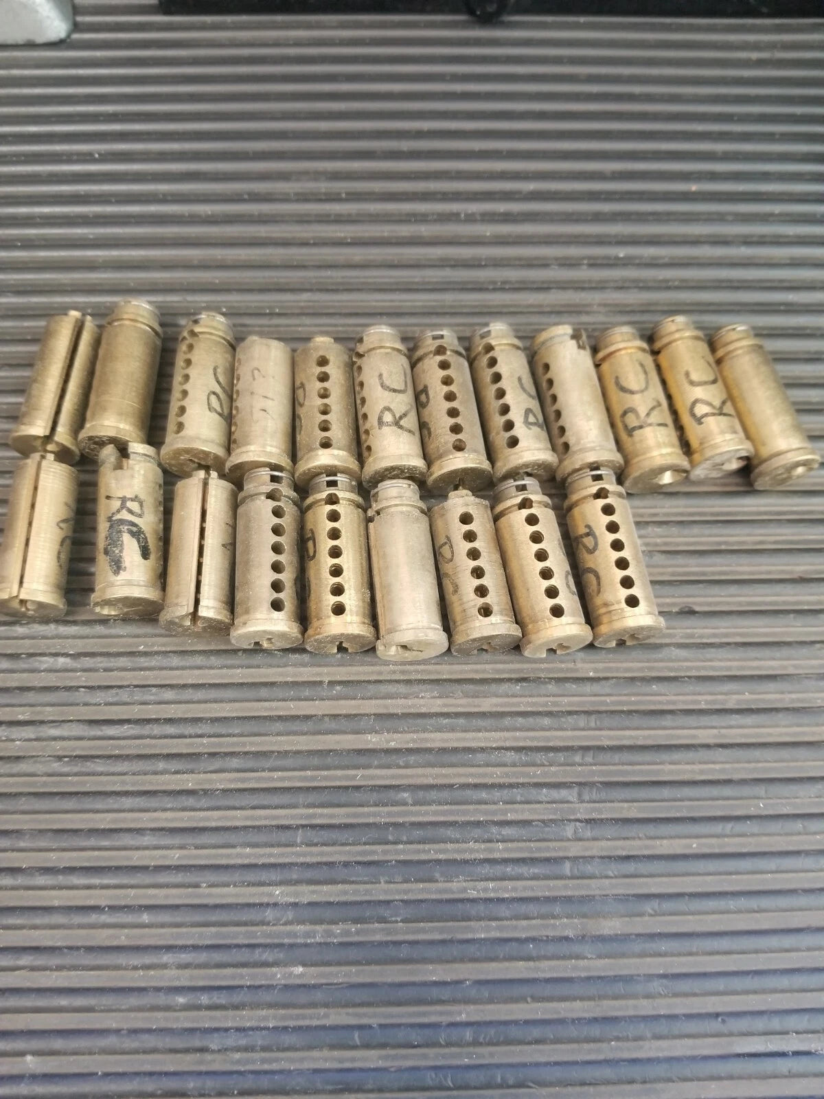 Sargent RC Keyway Lock Plugs And Cylinders Sold As A Lot