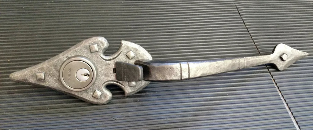 Schlage E Series Sussex Spade Design 621