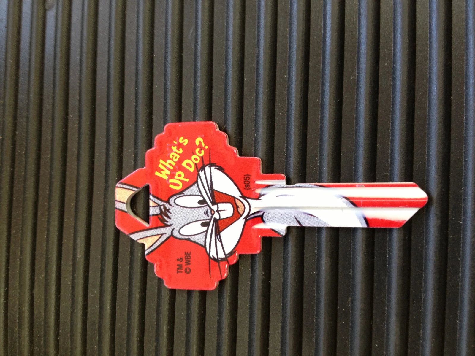 Bugs Bunny house keys SC1 KW1 New