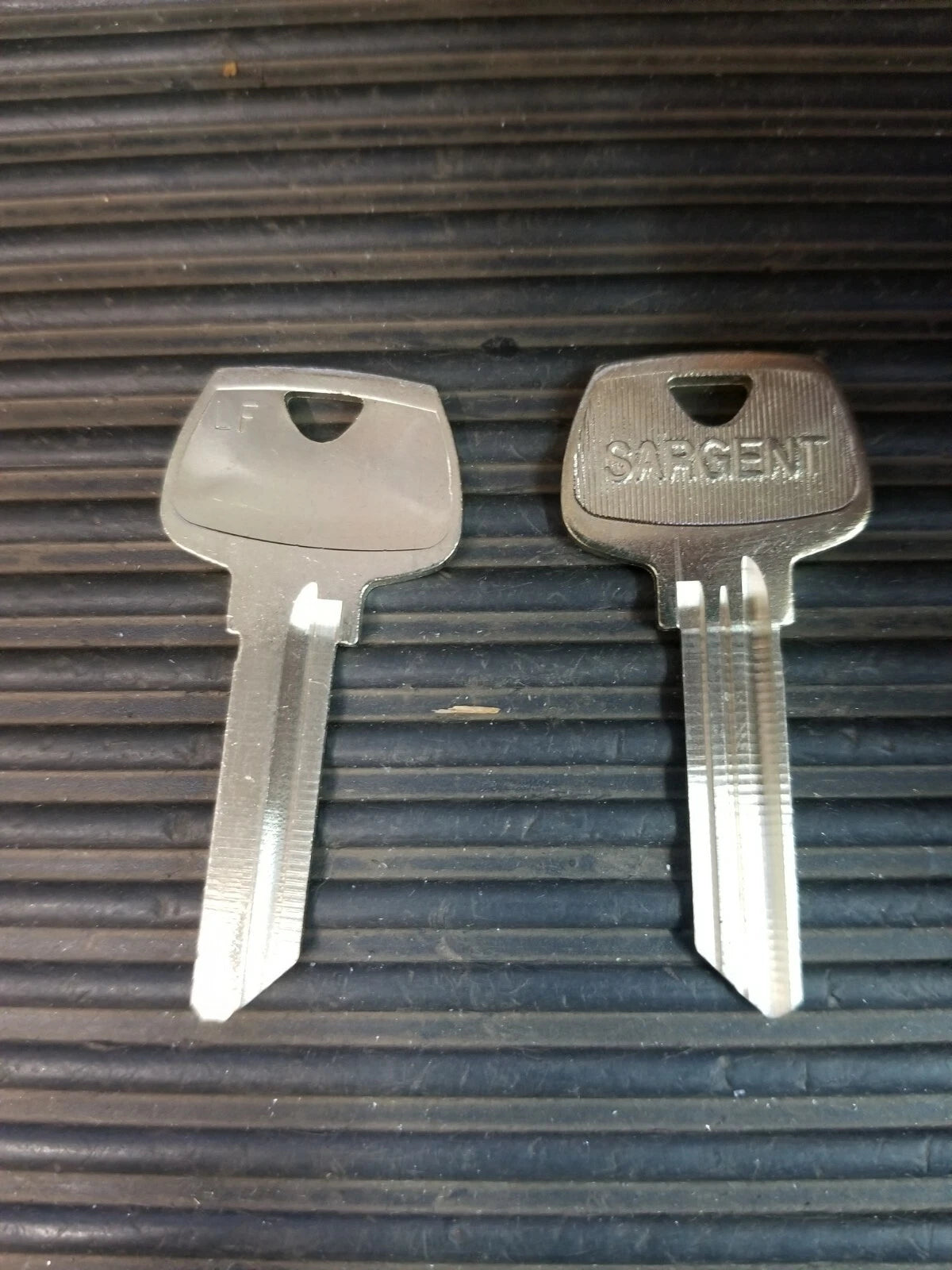Key Blank 01007LF Type 6 Pin for Sargent LF Keyway – Los Alamos Lock & Key