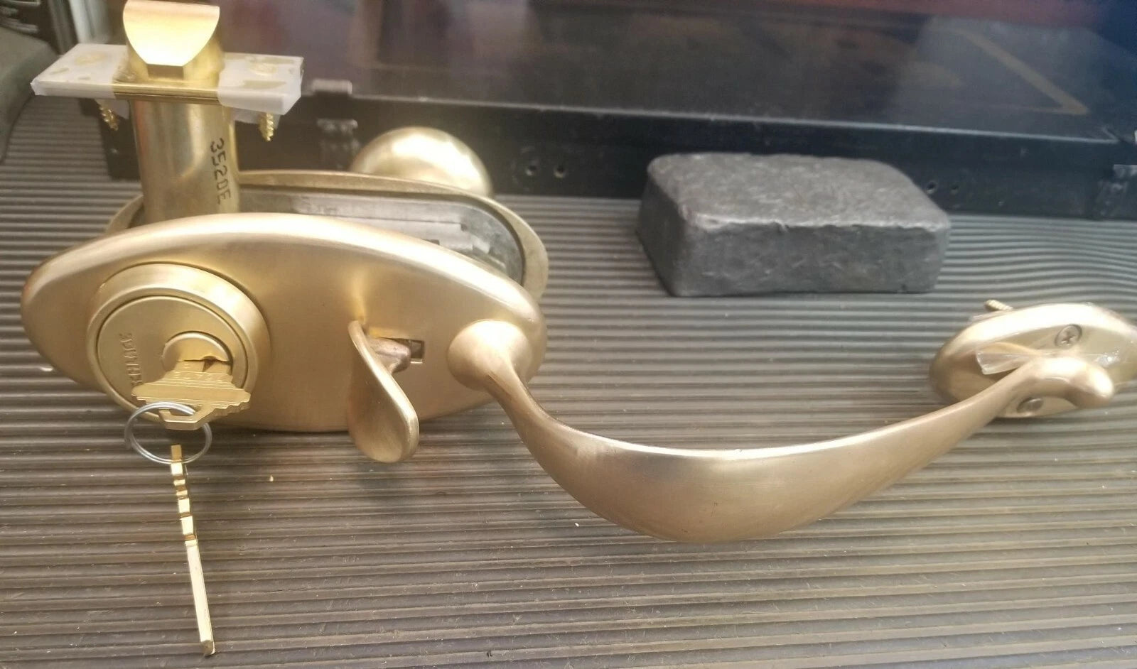 Schlage E Series Handleset Plymouth Design with  knob trim 605  finish