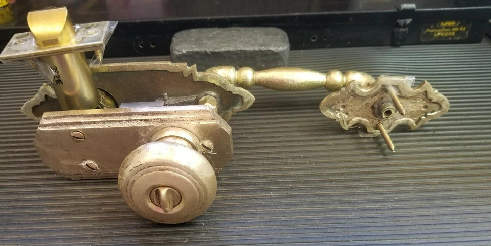 Schlage E Series handleset Dorchester Design 605  X 612