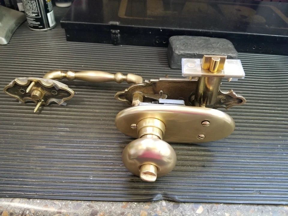 Schlage E Series handleset Dorchester Design 605