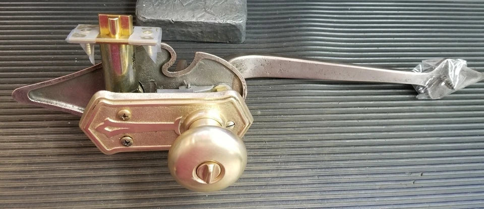 Schlage E Series Sussex Spade design 616 x 605 finish