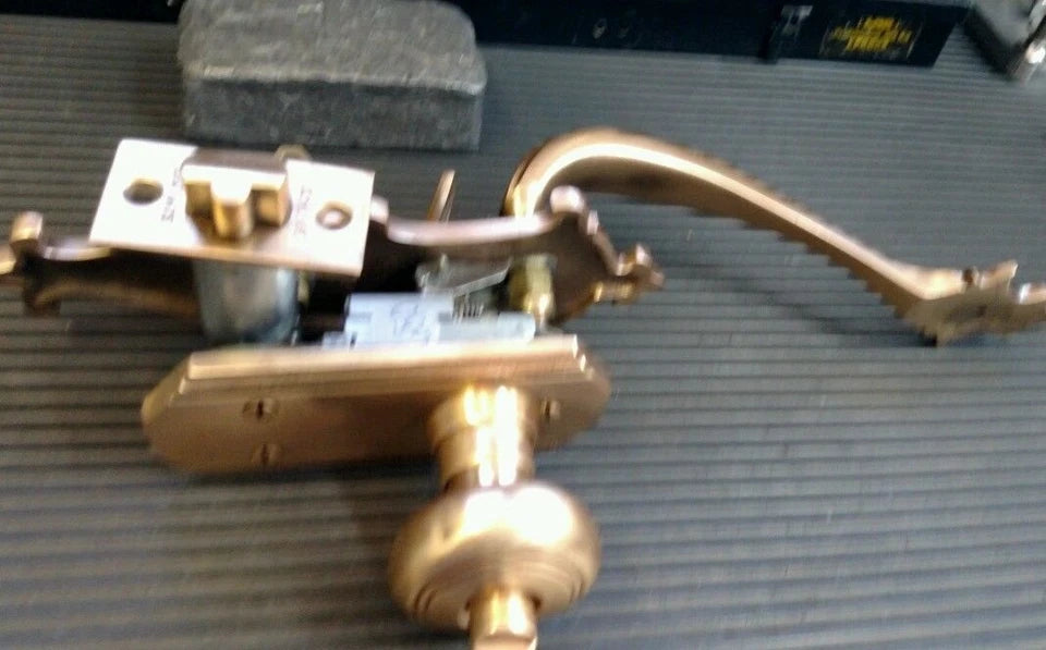 Schlage E Series Handleset 612 Finish