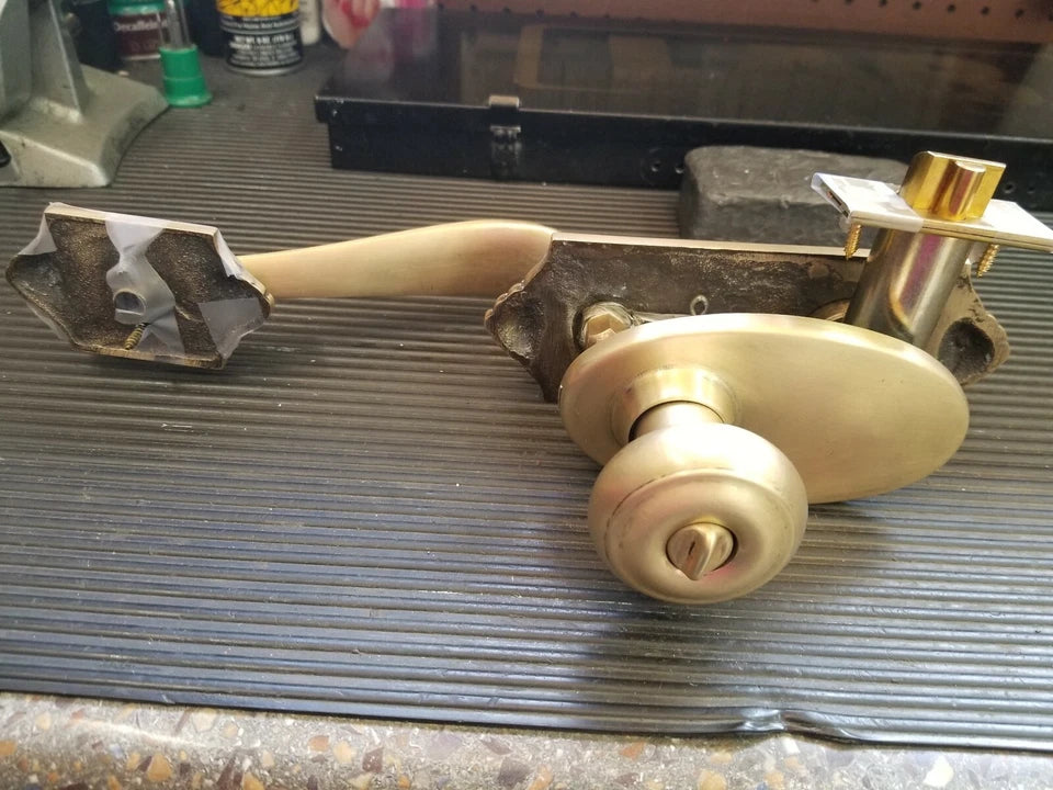 Schlage E Series Handleset 605 Parthenon Design
